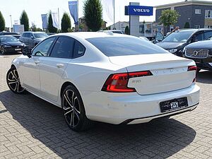 Volvo  Recharge Ultimate T8 AWD/B&W/HeadUp/360°Cam