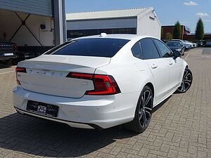 Volvo  Recharge Ultimate T8 AWD/B&W/HeadUp/360°Cam