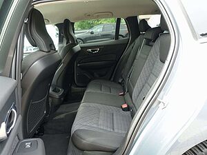 Volvo  V 60 D3 Momentum/360°Cam/BLIS/Sitzhz. /Intellis.