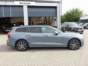 Volvo  V 60 D3 Momentum/360°Cam/BLIS/Sitzhz. /Intellis.
