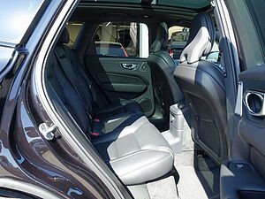 Volvo  Black Edition Plus T8 AWD/HeadUP/360°/B&W