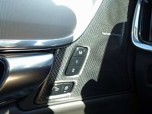 Volvo  Recharge Ultimate T8 AWD/360°/Head-Up/H&K