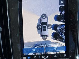 Volvo  Ultra T6 AWD/H&K/HeadUP/360°/BLIS/Memory