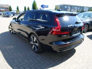 Volvo  Ultra T6 AWD/H&K/HeadUP/360°/BLIS/Memory