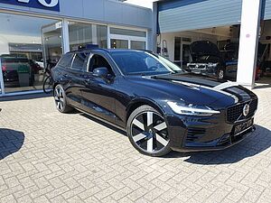 Volvo  Ultra T6 AWD/H&K/HeadUP/360°/BLIS/Memory