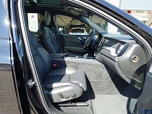 Volvo  Black Edition Plus T6 AWD/Pano/AHK/H&K/BLIS