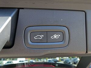 Volvo  Black Edition Plus T6 AWD/Pano/AHK/H&K/BLIS