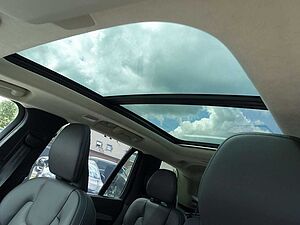 Volvo  Ultra, T8 AWD/360°/Pano/BLIS/FourC/B&W