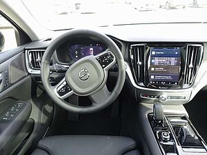 Volvo  Ultra, T6 AWD Plug-in Hybrid/Pano/H&K/AHK