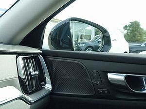 Volvo  Ultra, T6 AWD Plug-in Hybrid/Pano/H&K/AHK