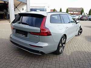 Volvo  Ultra, T6 AWD Plug-in Hybrid/Pano/H&K/AHK