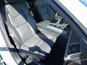 Volvo  Plus T8 AWD Plug-in Hybrid/Memory/Panorama