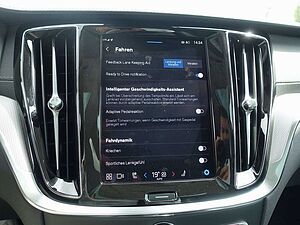 Volvo  Ultra Dark T6 AWD Plug-in Hybrid HUD/PANO