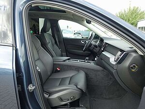 Volvo  Plus Dark T6 AWD Plug-in Hybrid 360°/BLIS