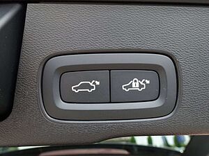 Volvo  Black Edition Plus T8 AWD/HeadUp/360°Cam