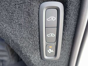 Volvo  Plus T8 AWD Plug-in Hybrid/Four-C/AHK/B&W