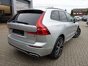 Volvo  B5 AWD R-Design /Pano/Standh/AHK