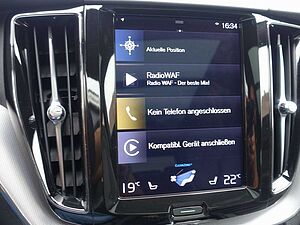 Volvo  B5 AWD R-Design /Pano/Standh/AHK