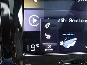 Volvo  B5 AWD R-Design /Pano/Standh/AHK