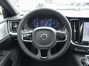 Volvo  Recharge Ultimate Dark T8 AWD HUD/B&W/PANO