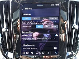 Volvo  Recharge Ultimate Dark T8 AWD HUD/B&W/PANO