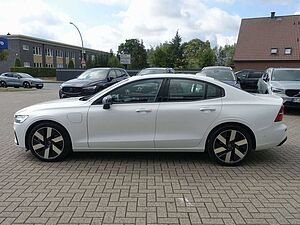 Volvo  Recharge Ultimate Dark T8 AWD HUD/B&W/PANO