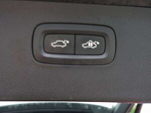 Volvo  D5 AWD R-Design/Pano/360°/AHK/FourC/BLIS