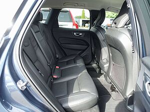 Volvo  B5 AWD Momentum Pro/Kamera/BLIS/Memory