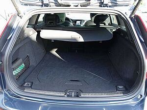 Volvo  Ultra Dark T6 AWD Plug-in Hybrid PANO/HUD