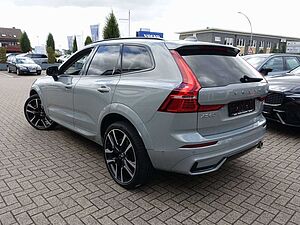 Volvo  Ultra B5 AWD Dark/Massage/B&W/360°/Pano