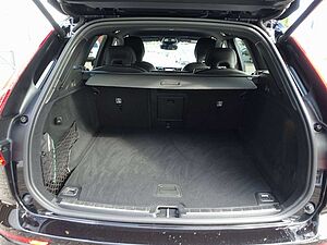Volvo  Black Edition Plus B5 AWD/360°/HeadUp/BLIS