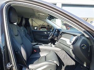 Volvo  B4 AWD Diesel Inscription AHK/STDHZG/KAMERA