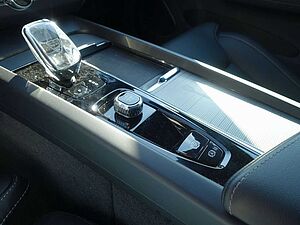 Volvo  Black Edition Plus, T8 AWD/HeadUP/B&W/FourC