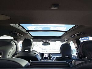 Volvo  Black Edition Plus, T8 AWD/HeadUP/B&W/FourC