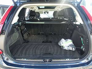 Volvo  Ultra T8 AWD/360°/FourC/B&W/Massage/HeadUP
