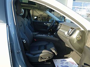 Volvo  Plus T6 AWD/Pano/H&K/AHK/FourC/360°/BLIS