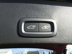 Volvo  B3 Mild-Hybrid Benzin Core/360°/BLIS