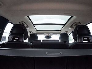 Volvo  Ultra T8 AWD/FourC/AHK/HeadUP/Pano/360°/BLS
