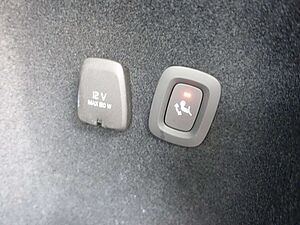 Volvo  Ultra, T6 AWD Plug-in Hybrid/360°/BLIS/B&W
