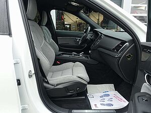 Volvo  Plus Dark T8 AWD Plug-inHybrid/AHK/360°/H&K