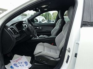 Volvo  Plus Dark T8 AWD Plug-inHybrid/AHK/360°/H&K