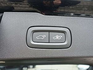 Volvo  Plus Dark T6 AWD Recharge PANO/BLIS/360°KAM