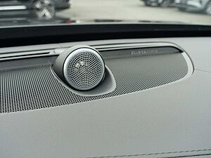 Volvo  Plus Bright T8 AWD Plug-In B&W/HUD/PANORAMA