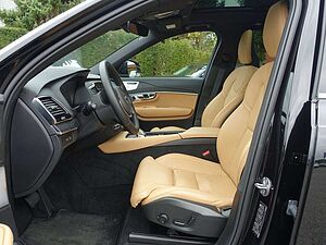 Volvo  Plus Bright T8 AWD Plug-In B&W/HUD/PANORAMA