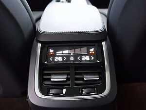 Volvo  Plus T8 AWD Plug-in Hybrid/360°Cam/HeadUp