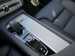 Volvo  Ultra T8 AWD Plug-in Hybrid/Pano/H&K