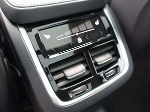 Volvo  T8 AWD Ultimate Dark/360°/B&W/FourC/AHK