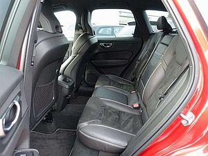 Volvo  D5 AWD R Design Kamera/VOLL-LED/BLIS/