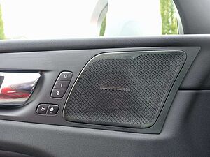 Volvo  D5 AWD R Design Kamera/VOLL-LED/BLIS/