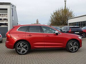 Volvo  D5 AWD R Design Kamera/VOLL-LED/BLIS/